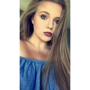 Meet your Posher, Abigail